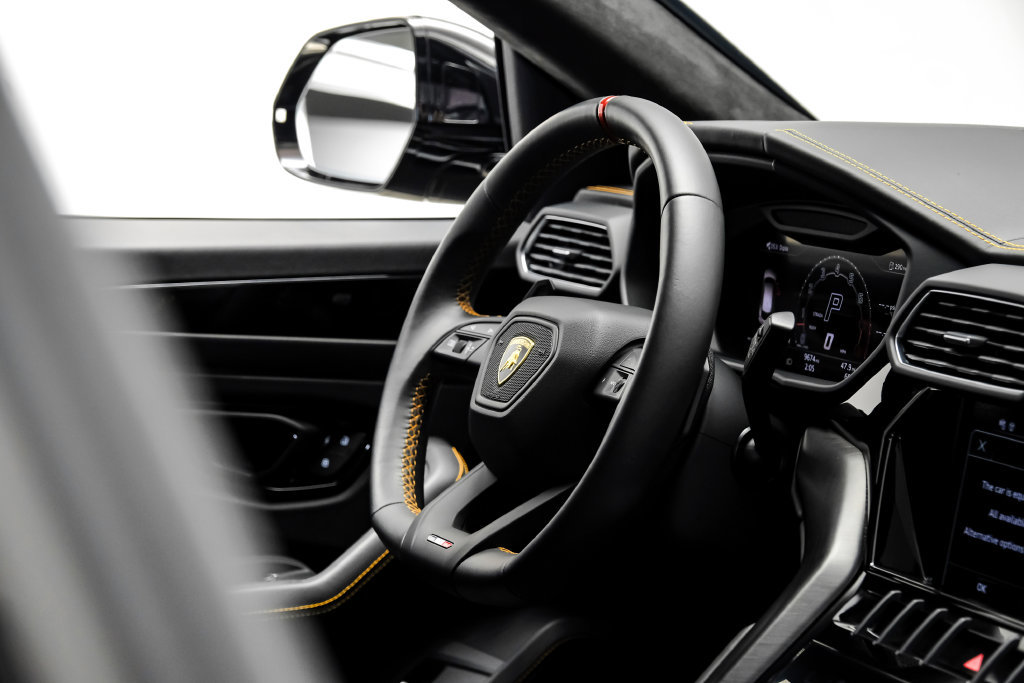 Used 2024 Lamborghini Urus S AWD/4WD image 14