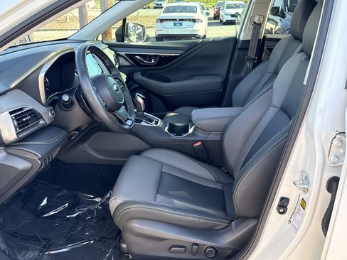 Used 2024 Subaru Outback Onyx Edition AWD/4WD image 16
