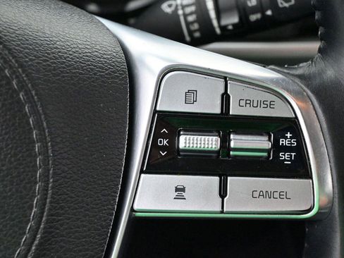 Used 2020 Kia Telluride LX AWD/4WD image 18