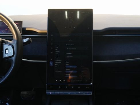 Used 2023 Fisker Ocean Extreme image 38