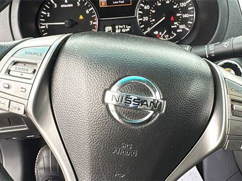 Used 2015 Nissan Altima 2.5 S w/ Special Edition Package image 16