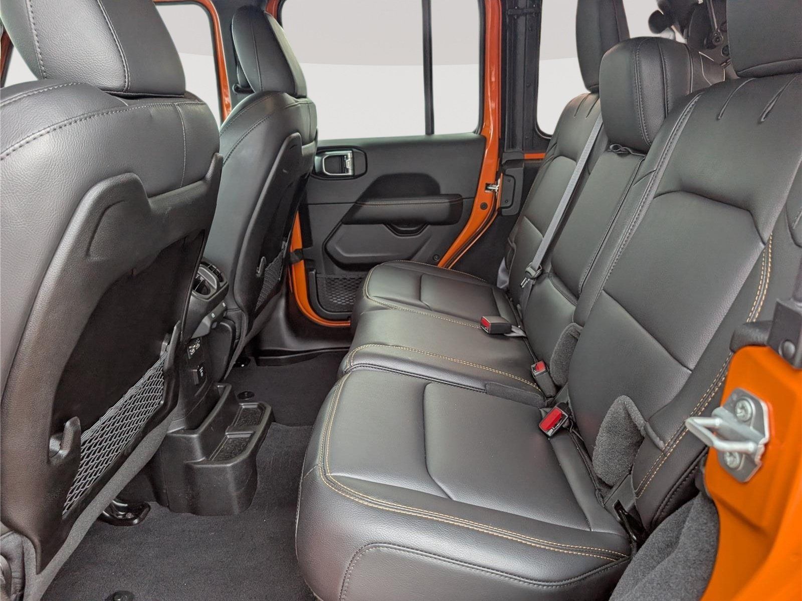 Used 2025 Jeep Wrangler Unlimited Sahara AWD/4WD image 14