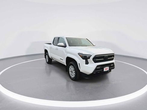 New 2025 Toyota Tacoma SR5 image 2