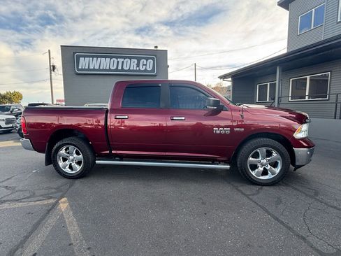 Used 2017 RAM 1500 Big Horn image 3