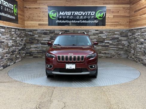 Used 2019 Jeep Cherokee Limited image 3