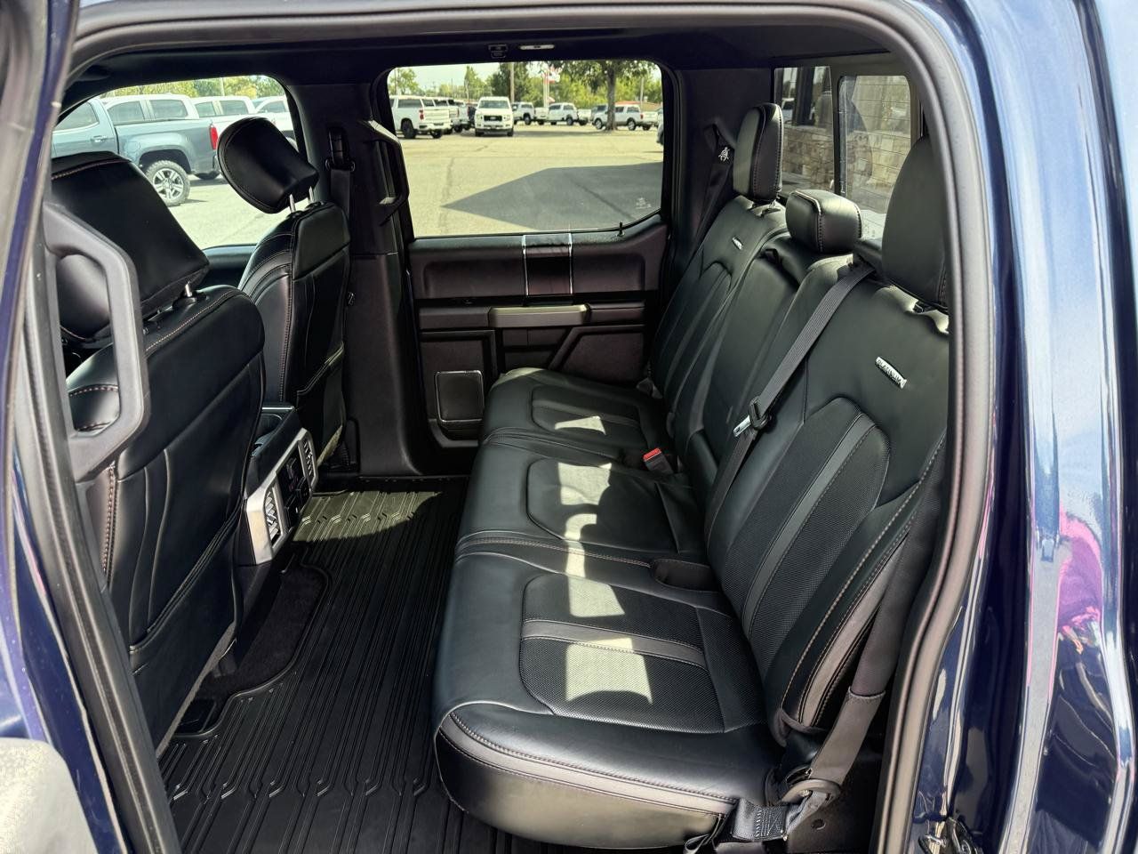 Used 2019 Ford F150 Platinum w/ Equipment Group 701A Luxury AWD/4WD image 16