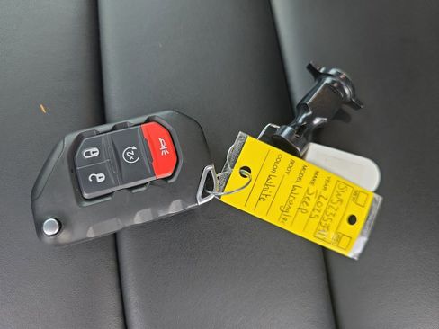 New 2025 Jeep Wrangler Unlimited Rubicon 4xe w/ Safety Group image 58