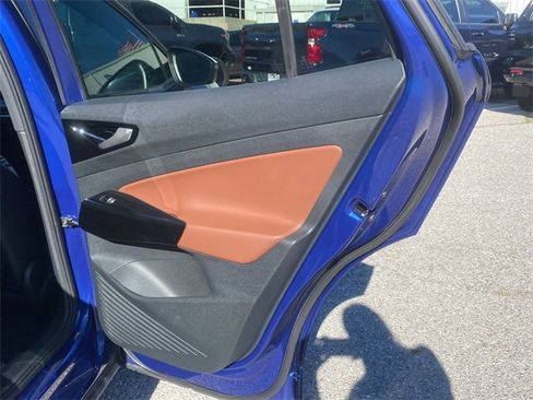 Used 2022 Volkswagen ID.4 Pro S image 12