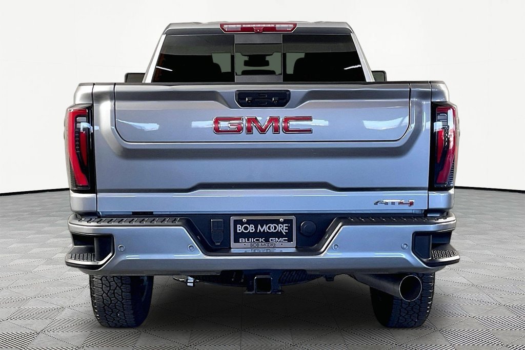 Certified 2025 GMC Sierra 2500 AT4 w/ AT4 Preferred Package AWD/4WD image 4