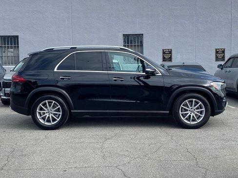 Used 2025 Mercedes-Benz GLE 350 4MATIC image 2