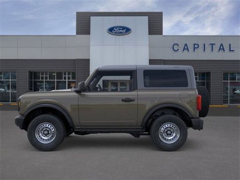 New 2025 Ford Bronco 2-Door image 3