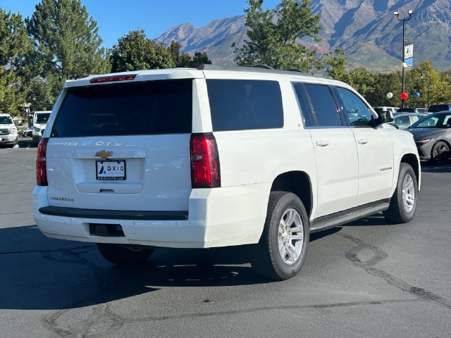 Used 2018 Chevrolet Suburban LT AWD/4WD image 3