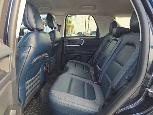 Certified 2022 Ford Bronco Sport Outer Banks w/ Tech Package image 12