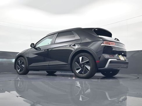 New 2025 Hyundai Ioniq 5 SEL image 27