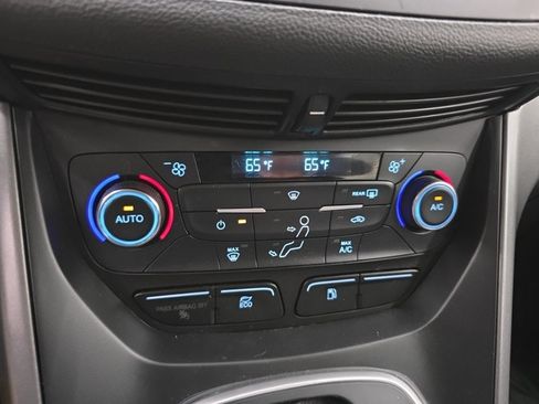 Used 2017 Ford C-MAX SE FWD image 18