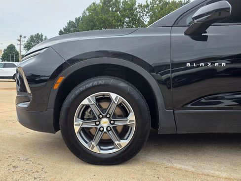 Used 2024 Chevrolet Blazer LT AWD/4WD image 25