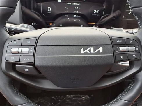 New 2025 Kia K4 EX image 13