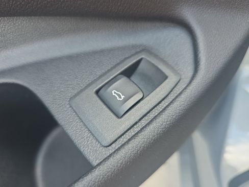 Used 2025 BMW 430i Coupe w/ Convenience Package image 29