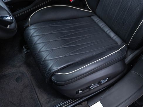 Used 2020 Bentley Flying Spur W12 AWD/4WD image 16