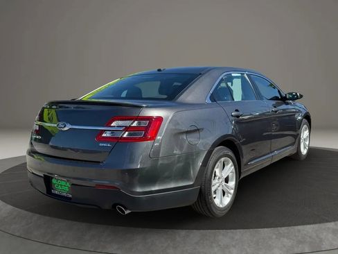 Used 2017 Ford Taurus SEL image 5