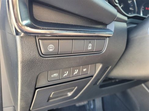 Used 2019 MAZDA MAZDA3 Sedan w/ Preferred Package image 23