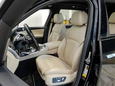 Used 2021 BMW ALPINA XB7 AWD/4WD image 42
