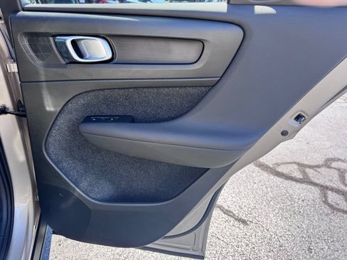 Used 2023 Volvo XC40 Recharge Ultimate w/ Protection Package Premier AWD/4WD image 35