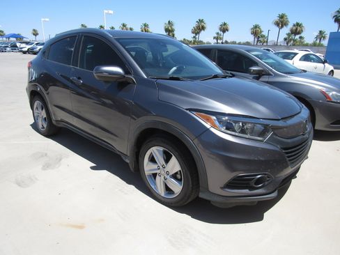 Used 2020 Honda HR-V EX image 2