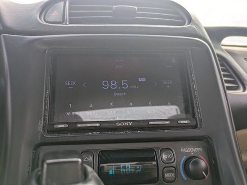 Used 2002 Chevrolet Corvette Convertible w/ Preferred Equipment Group2 image 16