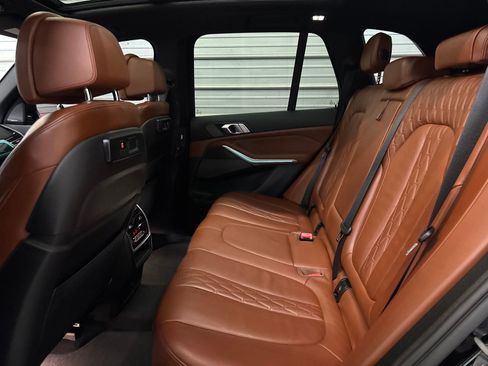 Used 2021 BMW X5 M50i w/ Premium Package AWD/4WD image 24