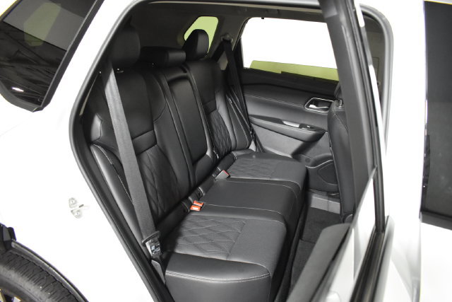 Certified 2026 Nissan Rogue Platinum w/ Platinum Premium Package AWD/4WD image 35