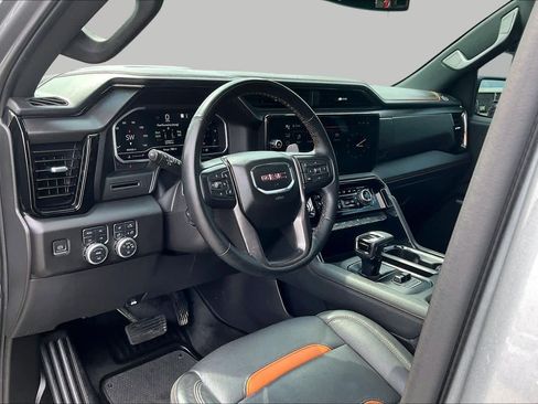 Used 2023 GMC Sierra 1500 AT4 w/ AT4 Preferred Package AWD/4WD image 16