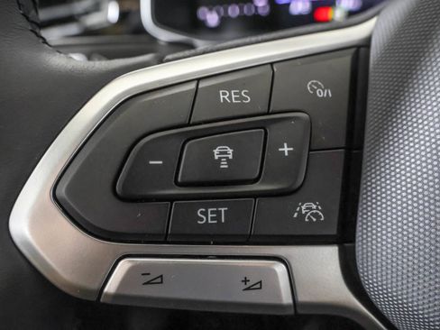 New 2026 Volkswagen Jetta SE FWD image 24