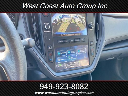 Used 2025 Subaru Crosstrek 2.0i image 17