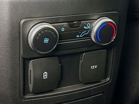 Used 2022 Ford Explorer XLT w/ Equipment Group 202A image 26