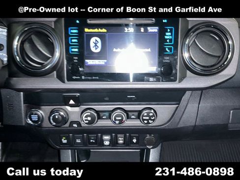 Used 2019 Toyota Tacoma TRD Off-Road w/ Technology Package image 17