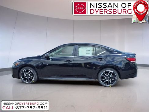 New 2025 Nissan Sentra SR image 4