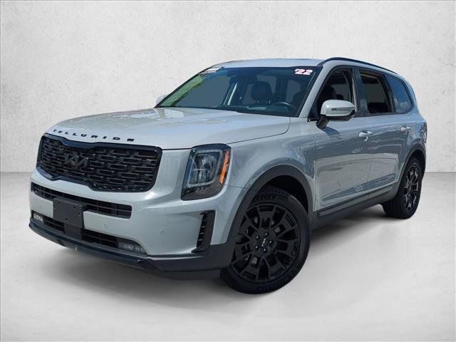 Used 2022 Kia Telluride SX w/ SX Prestige Package AWD/4WD image 2
