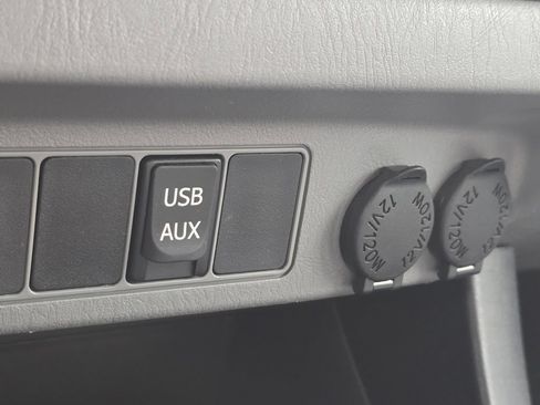 Used 2014 Toyota Tacoma 4x4 Double Cab w/ TRD Sport Package image 19