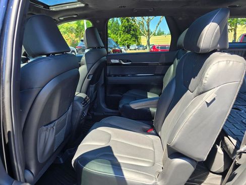 Used 2024 Hyundai Palisade Calligraphy AWD/4WD image 5
