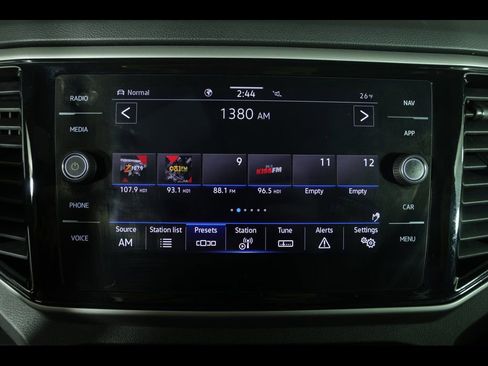 Used 2021 Volkswagen Atlas Cross Sport SEL image 28