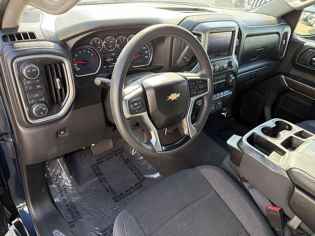 Used 2020 Chevrolet Silverado 1500 LT AWD/4WD image 9