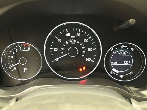 Used 2021 Honda HR-V LX image 14
