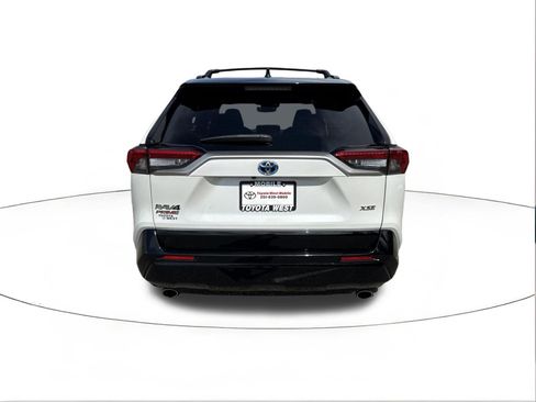Used 2024 Toyota RAV4 XSE AWD/4WD image 4