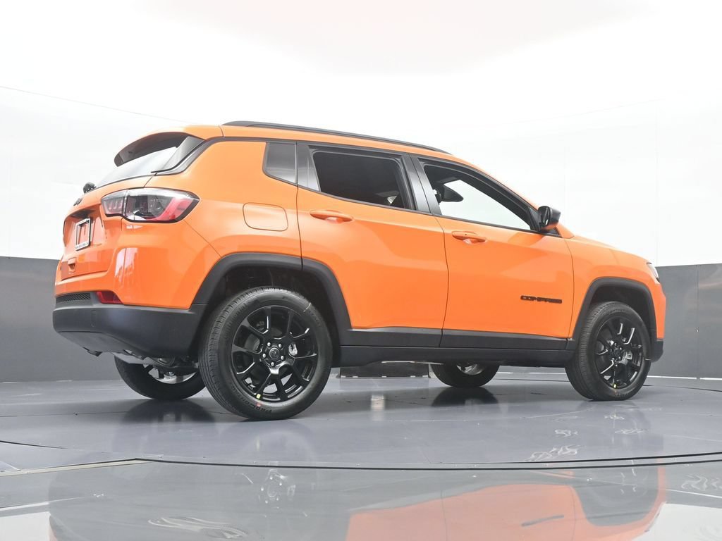 New 2026 Jeep Compass Latitude AWD/4WD image 53