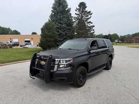 Used 2018 Chevrolet Tahoe 2WD image 1
