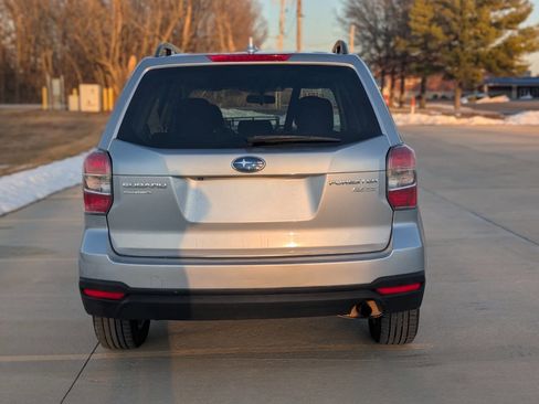 Used 2016 Subaru Forester 2.5i Premium w/ All-Weather Package image 7