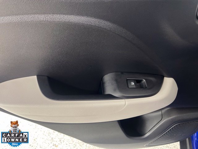 Used 2025 Hyundai Venue SEL FWD image 19