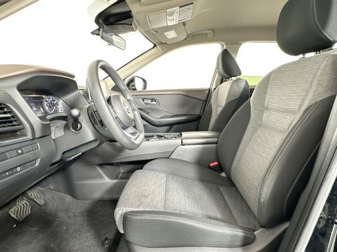 Used 2023 Nissan Rogue SV AWD/4WD image 9