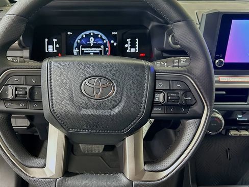 New 2025 Toyota 4Runner SR5 image 11